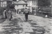 Troops move through Italian towns in between battles [Courtesy of Fumie Hamamura]