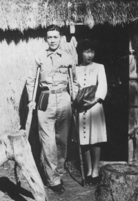George T. Inouye on honeymoon in Feb. 1945 [Courtesy of Jan Sakoda]
