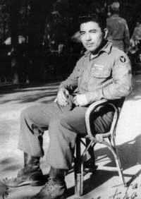 Saburo Nishime (Co. D, 100th Inf. Bn.) in Rome, Italy, 1944. [Courtesy of Elaine Nishime]
