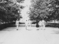 Walking toward Capitol Bldg. Washington D.C. from the back June 21, 1943.  L to R - Toshio Kawamoto, L. Wozumi, Sally and Harold Sugiyama.  [Courtesy of Jan Nadamoto]