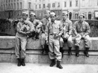 Soldiers in Italy [Courtesy of Carol Inafuku]