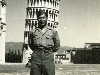 Leaning Tower of Pisa. [Courtesy of Carol Inafuku]