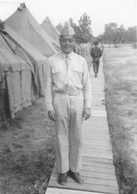 Jerry Sakoda (Co. B, 100th Inf. Bn.)  [Courtesy of Arlene Sato]