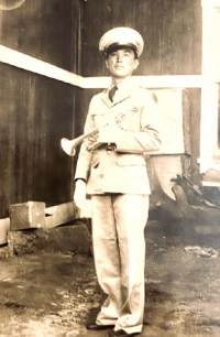 Masao “Stu” Yoshioka (Co. B, 100th Inf. Bn.) [Courtesy of Dana Ritchie Fujikake]