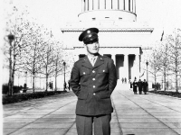 Sonsei Nakamura in front of Grant’s Tomb, New York [Courtesy of Sonsei Nakamura]