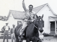 Yozo Yamamoto at Solderstrom Home. (1942) [Courtesy of: Thomas Taro Higa Family Collection]