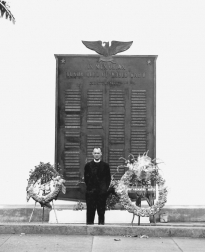 Chaplain Yost at a WWII, 100th Battalion memorial. (Courtesy of University of Hawaii JA Veterans' Collection]